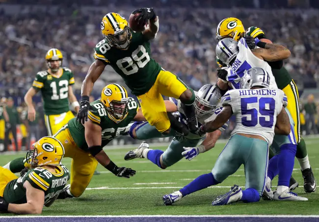 American Football, a game of inches. Packers gegen Cowboys NFL