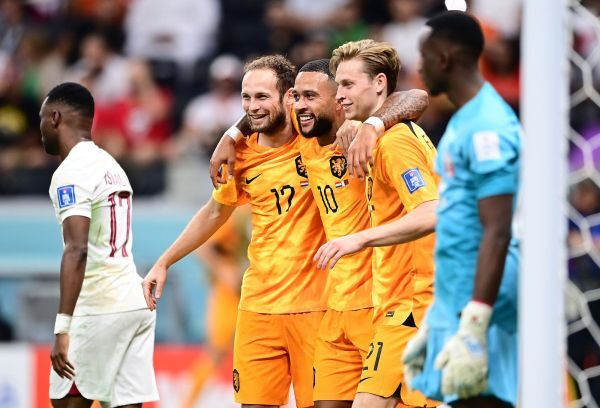 Daley Blind, Memphis Depay und Frenkie de Jong Niederlande