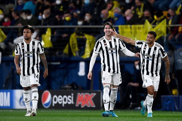 Dusan Vlahovic, Danilo Luiz da Silva und Weston McKennie Juventus Turin