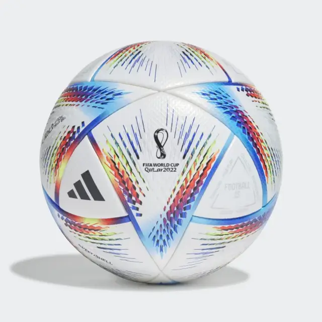 Gibt nicht nur optische einiges her: WM-Ball „Al Rihla“.