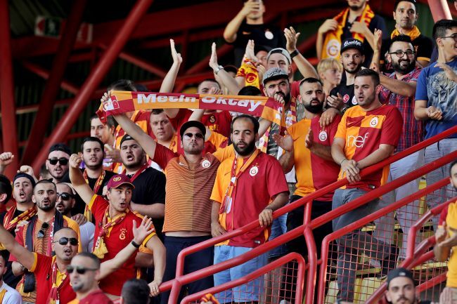 Galatasary Istanbul Fans