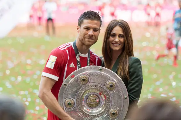 Xabi Alonso Trainer Bayer 04 Leverkusen